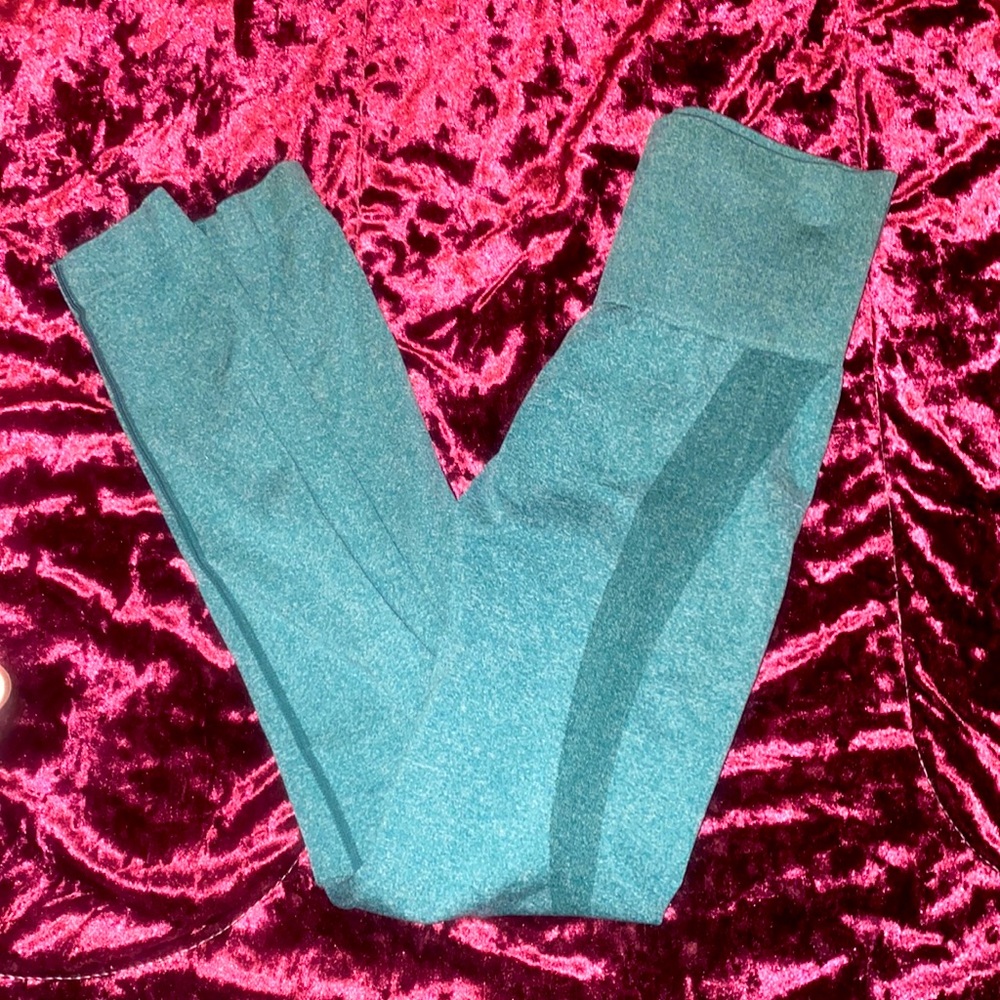 Amazon leggings perfect condition